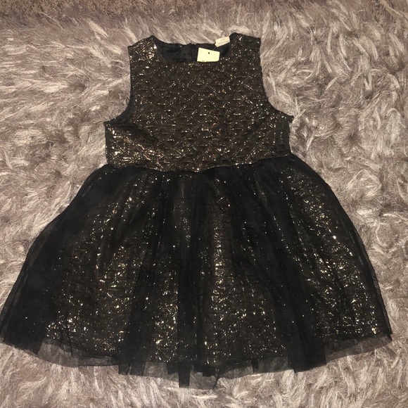 Girls dress - Picture 1 of 4